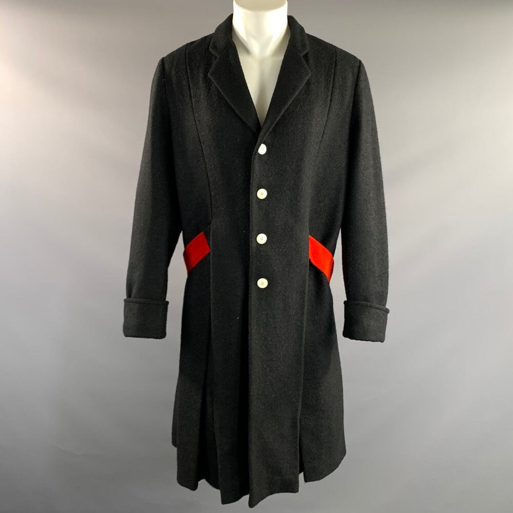 LINDER Size M Black Red Notch Lapel Coat